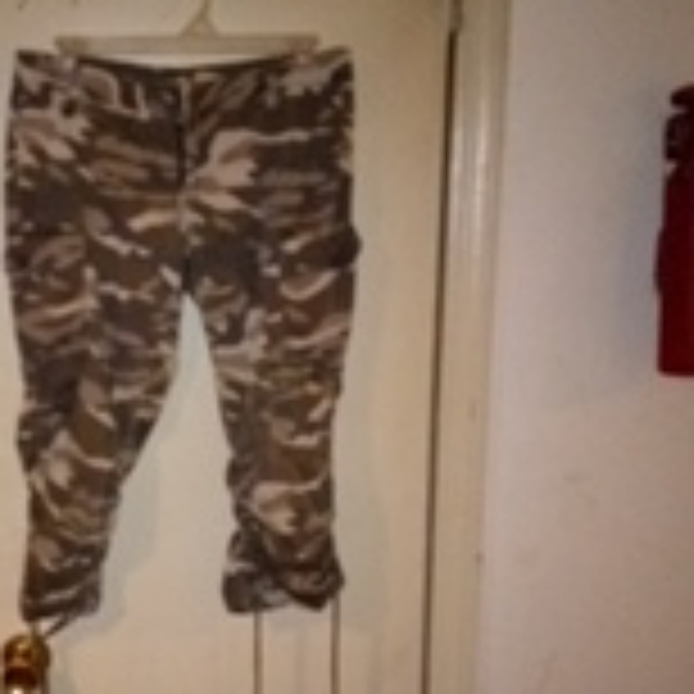 Camo green Capri Pants
